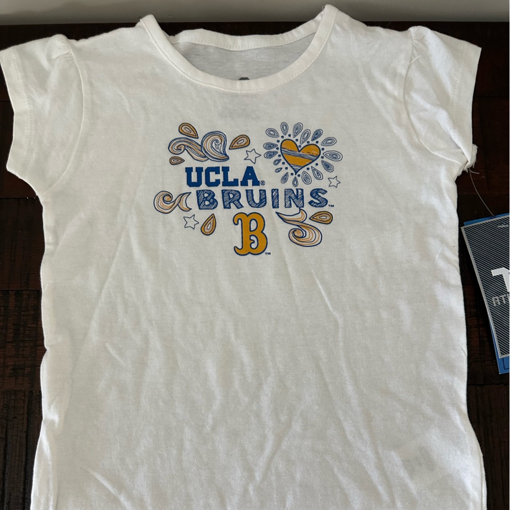 Brand new UCLA t shirt: 4t